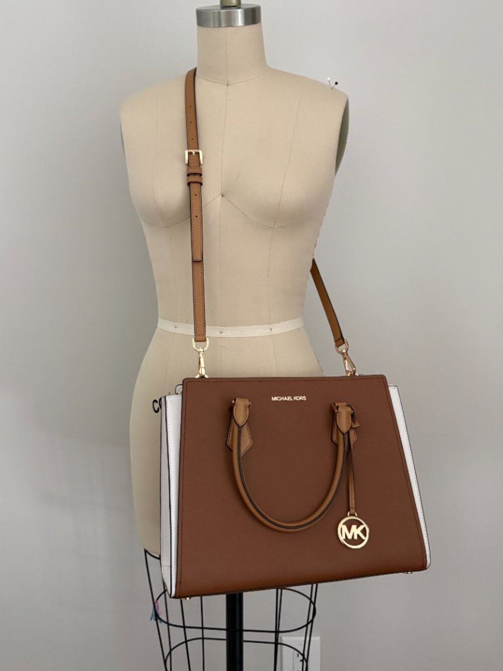 Michael Kors Hope Color-Block Saffiano Leather Satchel Quiet Luxury Retro Chic